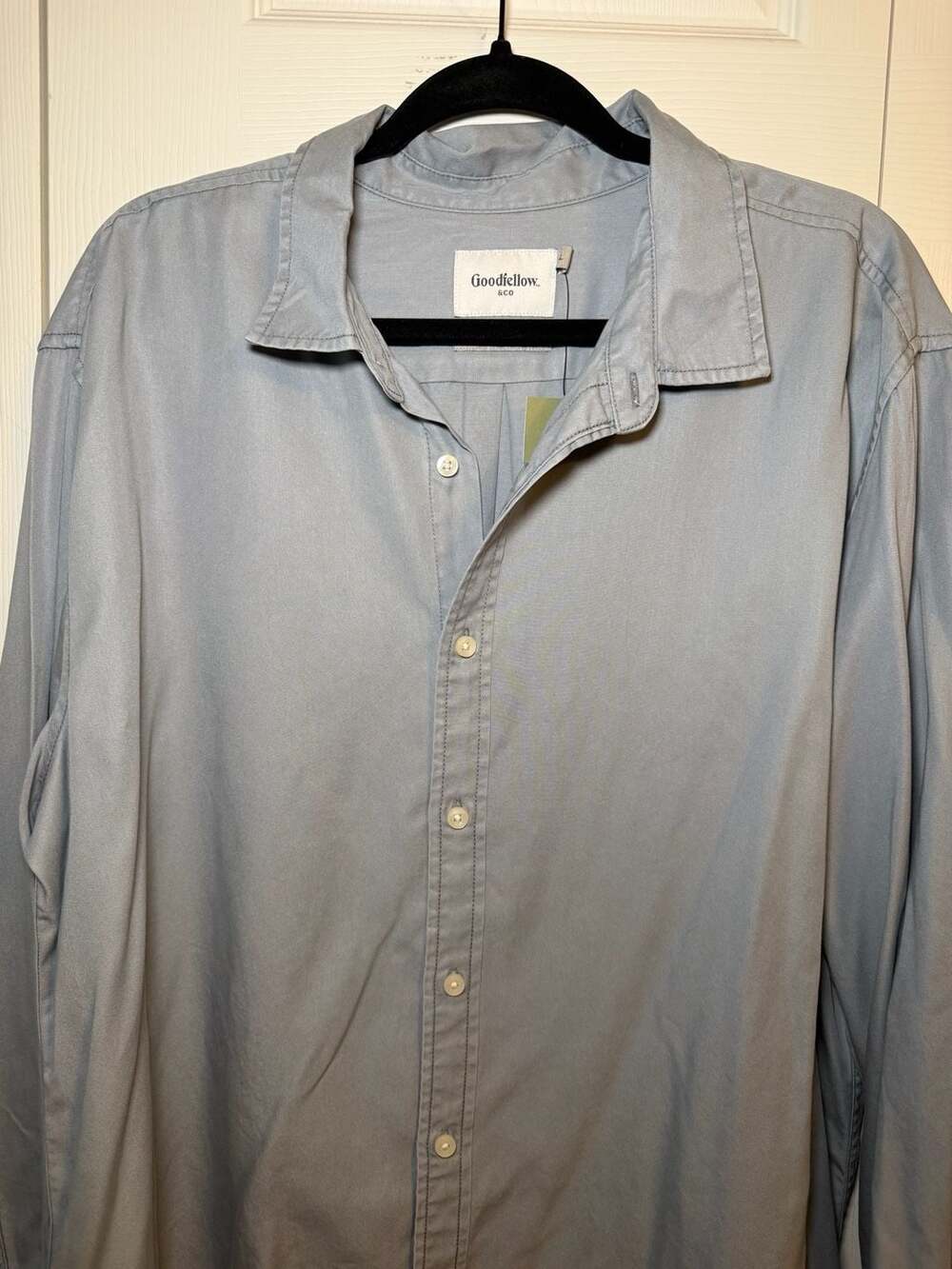 Goodfellow & Co Summer Shirt Size XL Soft Blue Button Down Long Sleeve New